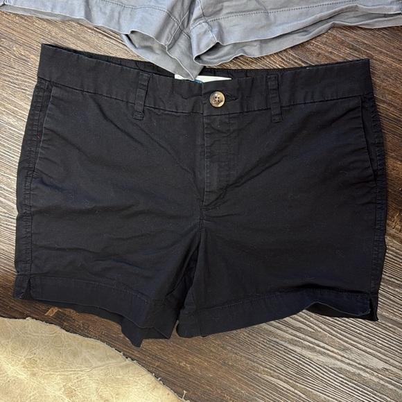 Old Navy Everyday Short size 8 set of 2 (A26) - Picture 3 of 6